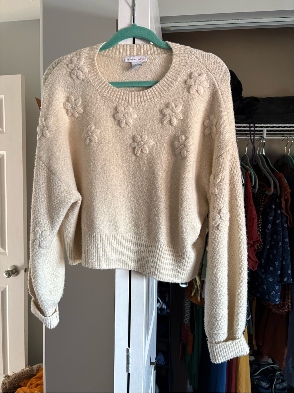 Cream Floral Appliqué Women’s Sweater